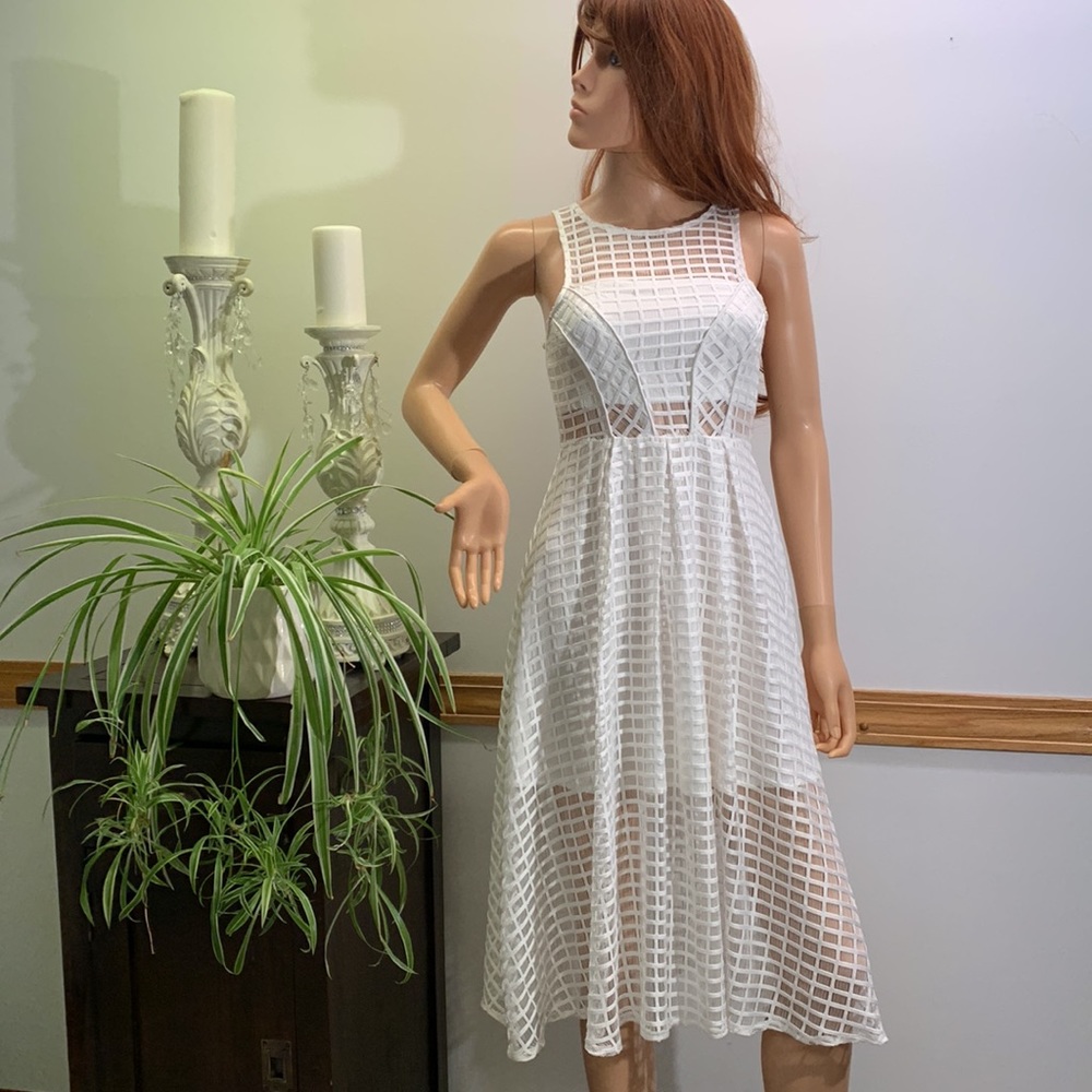 NOUGHTS & CROSSES gorgeous white dress